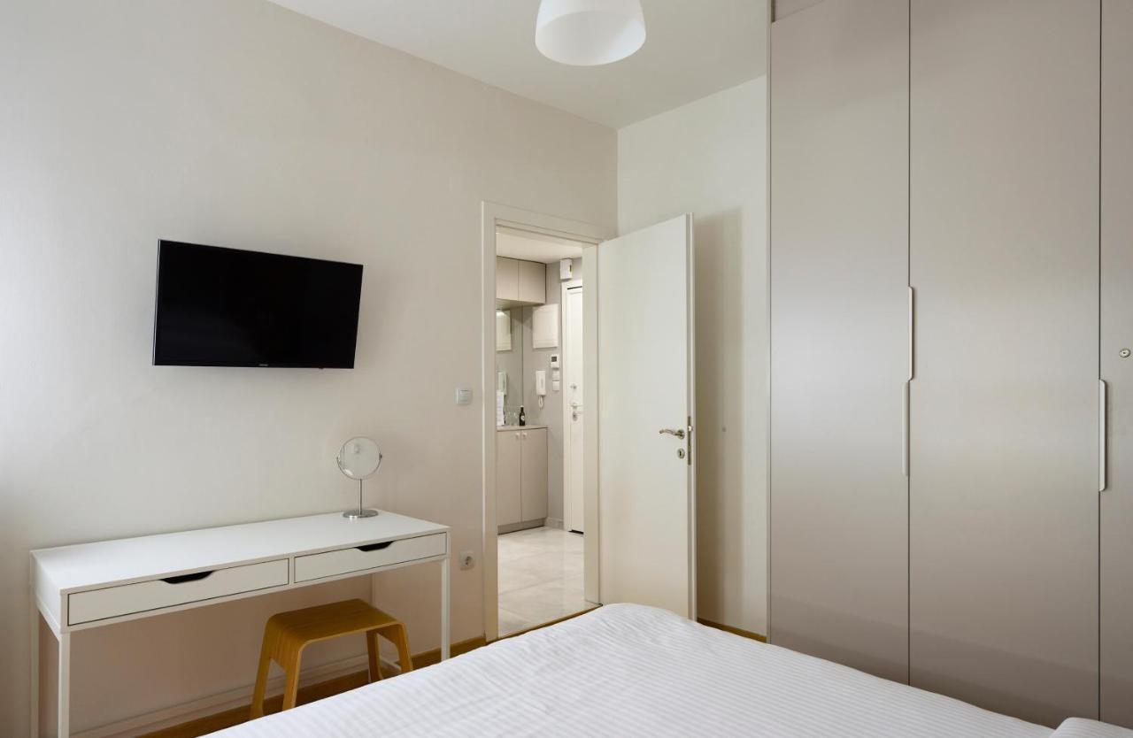 Blu & Marrone Suites-parking Included Apartment Thessaloniki
