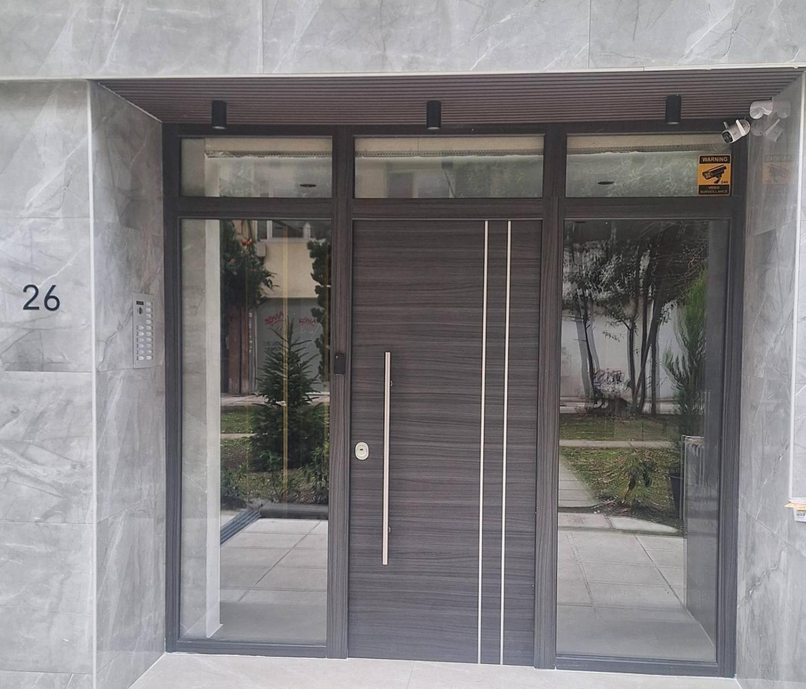 Blu & Marrone Suites-parking Included Apartment