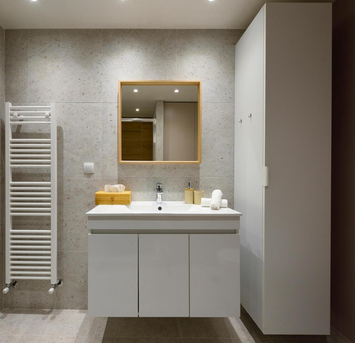 Blu & Marrone Suites-parking Included Soluň