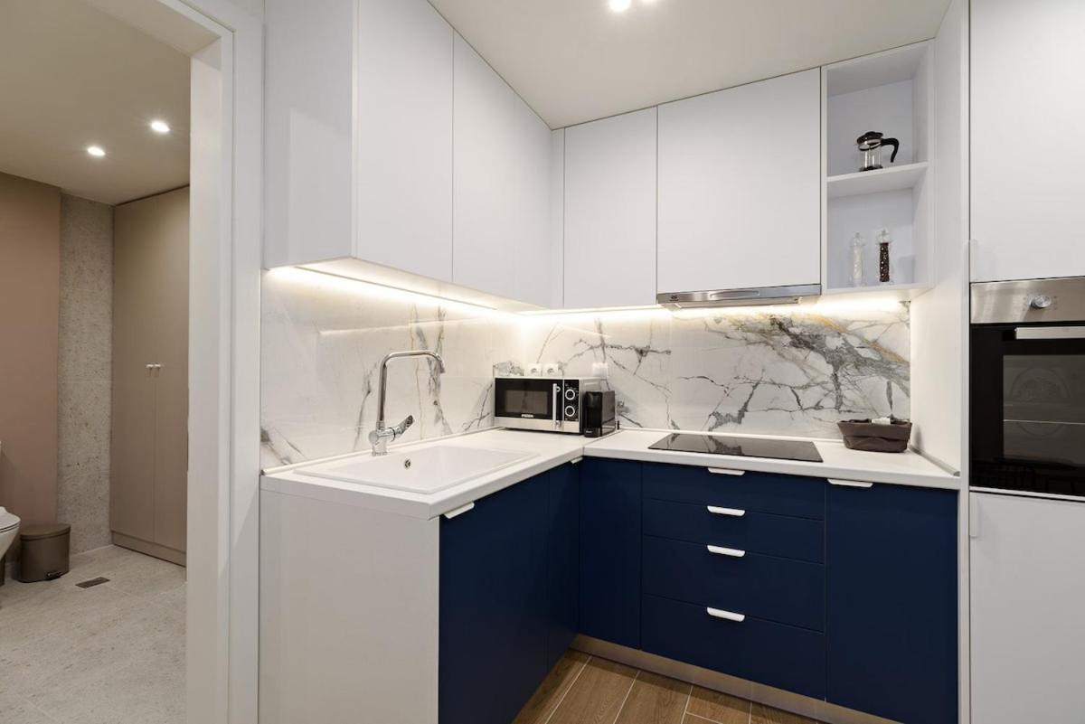 Blu & Marrone Suites-parking Included *